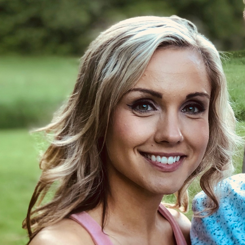 Meet your Posher, Lacey